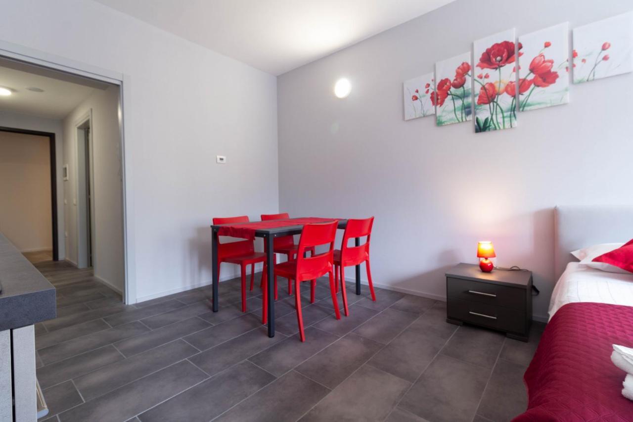Appartamento Papavero - Affitti Brevi Italia 莱科 外观 照片